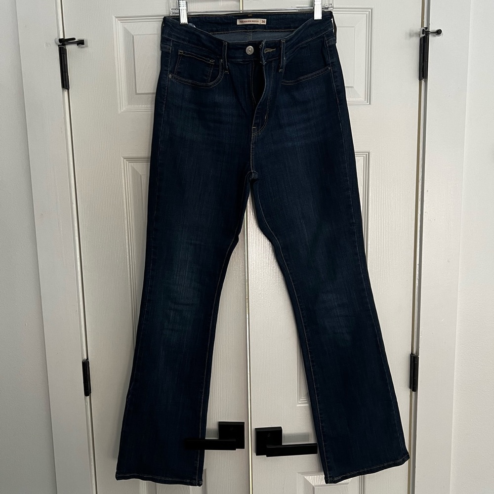 Levi’s 725 high rise bootcut